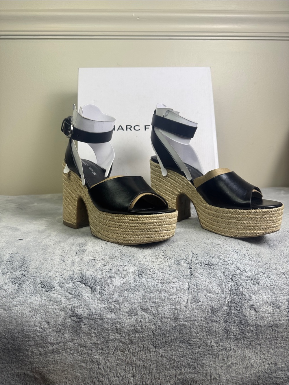 Marc Fisher Vetina Black Platform Wedge Sandals - Size 7 - NIB - NWT - Picture 9 of 9